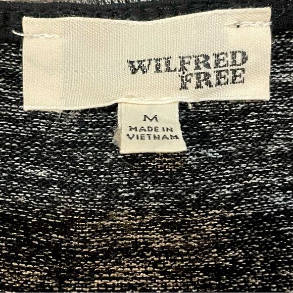 Aritzia Wilfred Free Heather Grey Katsia Ballet Wrap Top Sz. Medium - Picture 8 of 9